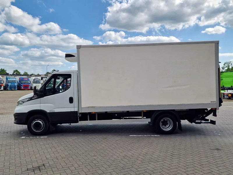 Iveco Daily 70 C21 Automatic / Frigo carrie Pulsor 400/ loadingboard - Hladnjača: slika 4 Iveco Daily 70 C21 Automatic / Frigo carrie Pulsor 400/ loadingboard - Hladnjača: slika 4
