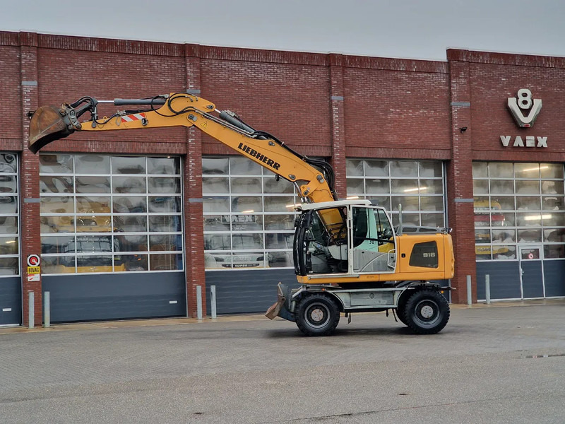 Liebherr A916 - 110 KW - Central Greasing - Camera - Bager točkaš: slika 2 Liebherr A916 - 110 KW - Central Greasing - Camera - Bager točkaš: slika 2