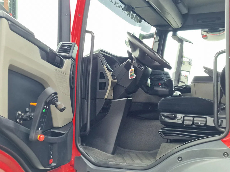 Lizing MAN TGS 26.360 6x4 Hydrodrive / Crane HMF1920K-RCS / 3 way tipper HMF / Low KM 110.700! MAN TGS 26.360 6x4 Hydrodrive / Crane HMF1920K-RCS / 3 way tipper HMF / Low KM 110.700!: slika 11