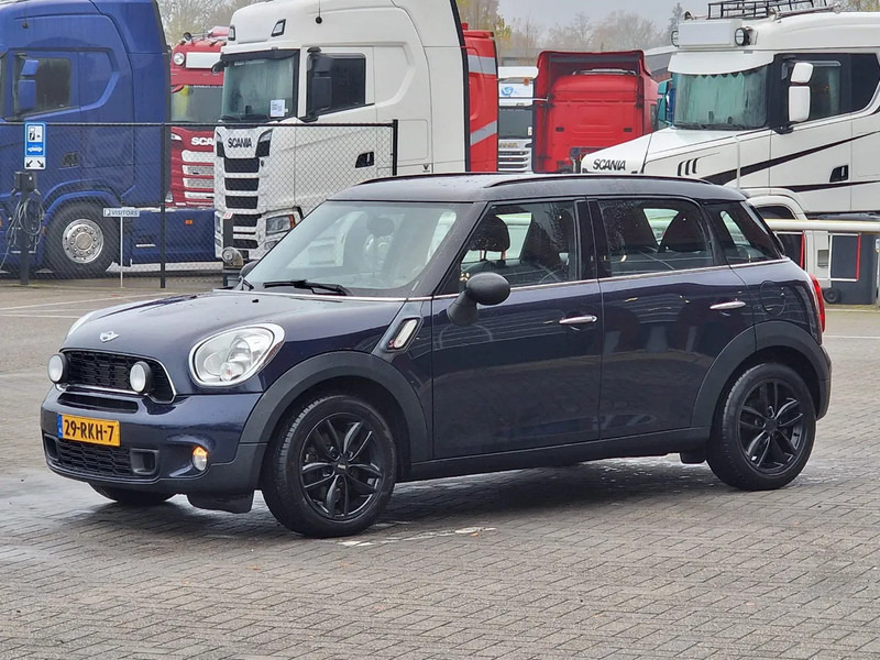 MINI Countryman Cooper S - Leather - 135 kw - Hečbek: slika 3 MINI Countryman Cooper S - Leather - 135 kw - Hečbek: slika 3