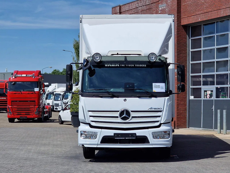 Mercedes-Benz Atego 1524 Box with sidedoors - Zepro loadlift - Full air - Euro 6 - Automatic - Camera system - Kamion sa zatvorenim sandukom: slika 2 Mercedes-Benz Atego 1524 Box with sidedoors - Zepro loadlift - Full air - Euro 6 - Automatic - Camera system - Kamion sa zatvorenim sandukom: slika 2