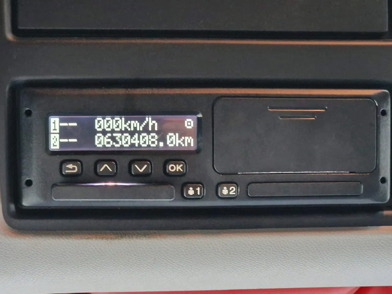 Scania R580 V8 NGS Highline 6x2 - Loadlift - Retarder - Full air - 475 wb - Kamion sa golom šasijom i zatvorenom kabinom: slika 4 Scania R580 V8 NGS Highline 6x2 - Loadlift - Retarder - Full air - 475 wb - Kamion sa golom šasijom i zatvorenom kabinom: slika 4