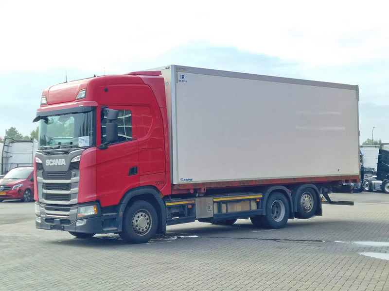 Scania S500 NGS Highline 6x2 - BDF - Full air - Loadlift - Box - Navi - Retarder - Kamion za prevoz kontejnera/ Kamion sa promenjivim sandukom: slika 3 Scania S500 NGS Highline 6x2 - BDF - Full air - Loadlift - Box - Navi - Retarder - Kamion za prevoz kontejnera/ Kamion sa promenjivim sandukom: slika 3