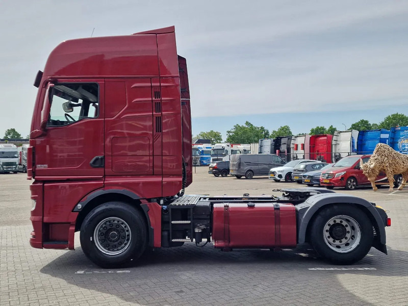 MAN TGX 18.510 4x2 - Retarder - Night clima - 2x tank - Navi - Full spoiler - Tegljač: slika 4 MAN TGX 18.510 4x2 - Retarder - Night clima - 2x tank - Navi - Full spoiler - Tegljač: slika 4