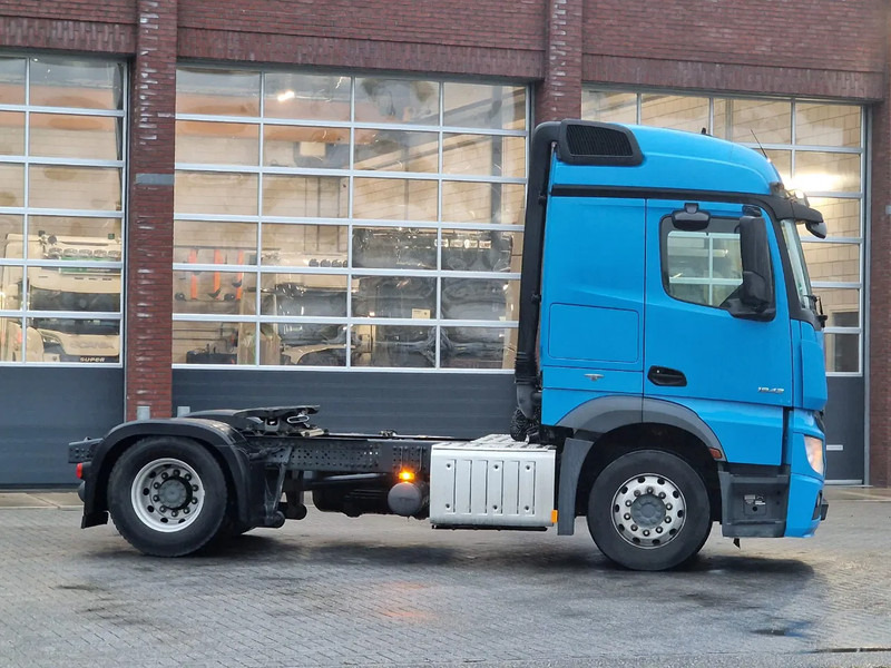 Tegljač Mercedes-Benz Actros 1842 - 4x2 - Streamspace - Euro 6 - Fridge: slika 8 Tegljač Mercedes-Benz Actros 1842 - 4x2 - Streamspace - Euro 6 - Fridge: slika 8