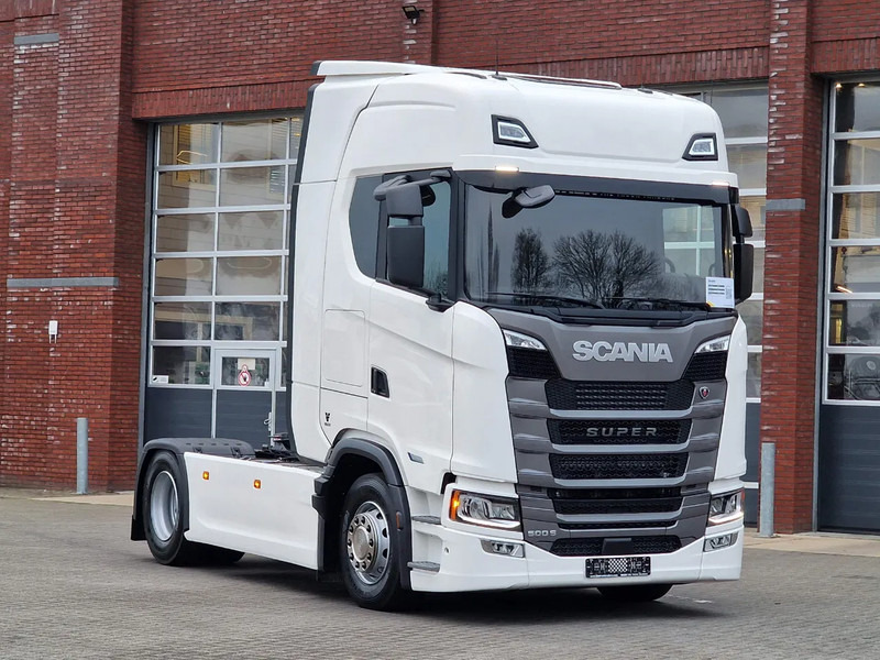 Scania 500S NGS Highline 4x2 - NEW - Retarder - Full air - New dashboard - Led - Full spoiler - 2x tank - Tegljač: slika 1 Scania 500S NGS Highline 4x2 - NEW - Retarder - Full air - New dashboard - Led - Full spoiler - 2x tank - Tegljač: slika 1