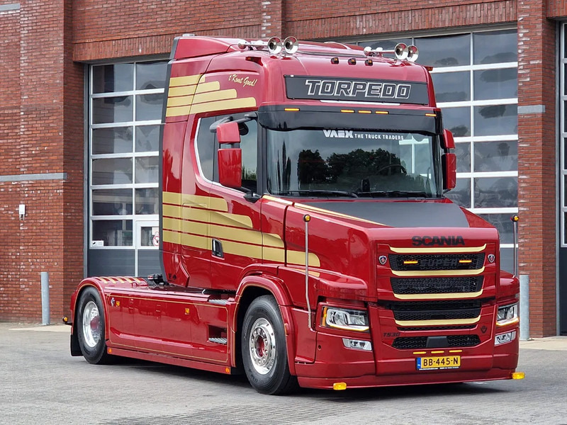 Scania 530ST V8 NGS Tuft R Torpedo - New - Full spec - BUFFL In- and Exterior - Show truck - Tegljač: slika 1 Scania 530ST V8 NGS Tuft R Torpedo - New - Full spec - BUFFL In- and Exterior - Show truck - Tegljač: slika 1