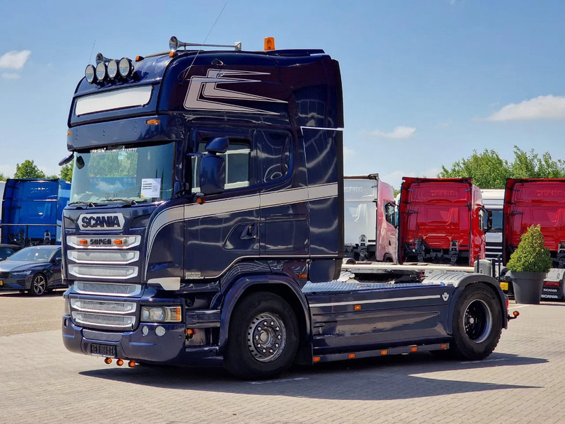 Scania R520 V8 Topline 4x2 - Manual gearbox - Retarder - PTO/Hydraulic - Full air - Leather - Tegljač: slika 3 Scania R520 V8 Topline 4x2 - Manual gearbox - Retarder - PTO/Hydraulic - Full air - Leather - Tegljač: slika 3