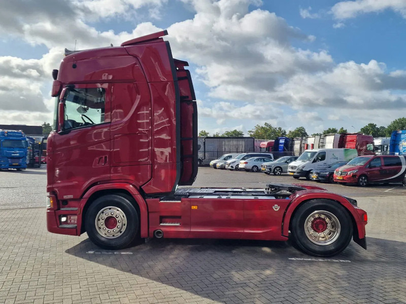 Scania S500 NGS Highline 4x2 - Retarder - Night clima - Full air - Custom interior - Full spoiler - 2 tank - Tegljač: slika 4 Scania S500 NGS Highline 4x2 - Retarder - Night clima - Full air - Custom interior - Full spoiler - 2 tank - Tegljač: slika 4