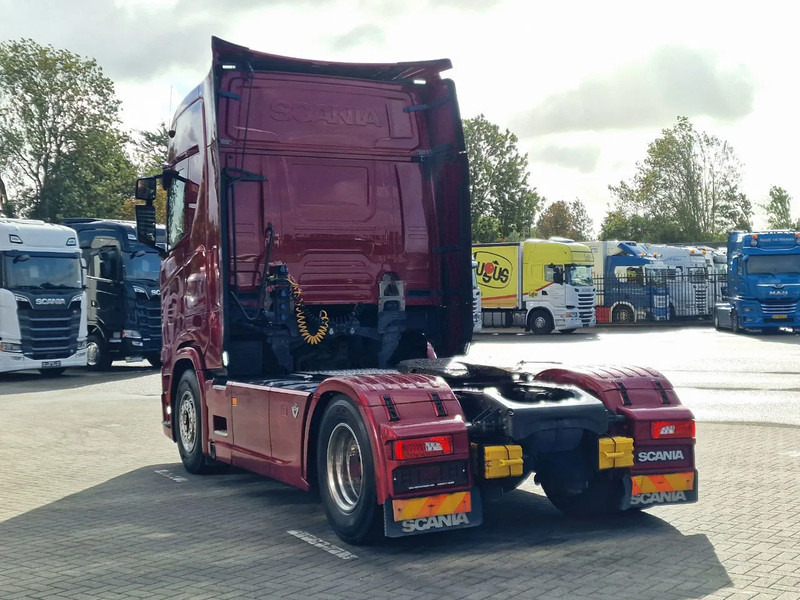 Scania S500 NGS Highline 4x2 - Retarder - Night clima - Full air - Custom interior - Full spoiler - 2 tank - Tegljač: slika 5 Scania S500 NGS Highline 4x2 - Retarder - Night clima - Full air - Custom interior - Full spoiler - 2 tank - Tegljač: slika 5