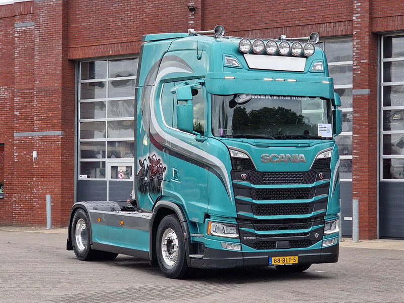 Scania S580 A4x2NB - Tegljač: slika 1 Scania S580 A4x2NB - Tegljač: slika 1