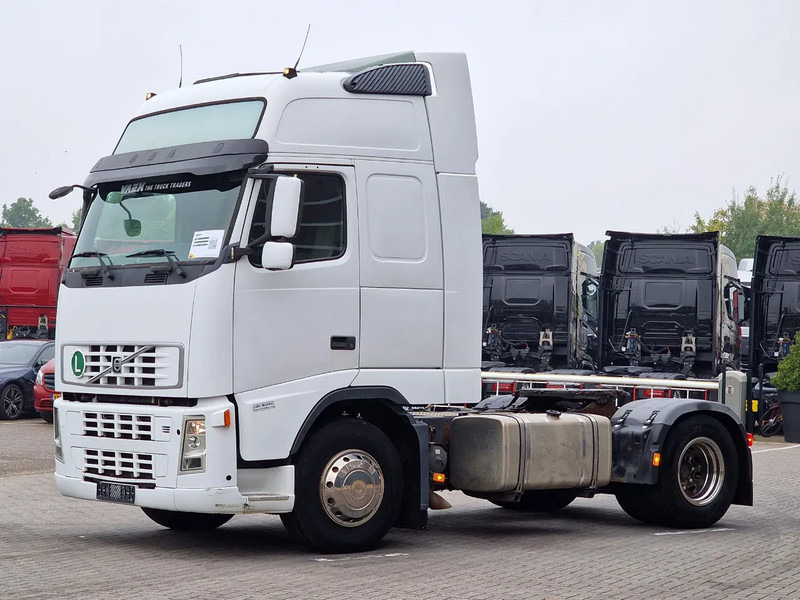Volvo FH 13.440 Globetrotter XL 4x2 - Manual gearbox - Euro 5 - Low KM - Tegljač: slika 3 Volvo FH 13.440 Globetrotter XL 4x2 - Manual gearbox - Euro 5 - Low KM - Tegljač: slika 3