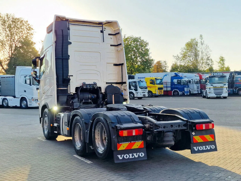 Volvo FH 13.500 Globetrotter XL 6x2 - Full air - 3.20 WB - MA VIN - Low KM - Leather - Tegljač: slika 5 Volvo FH 13.500 Globetrotter XL 6x2 - Full air - 3.20 WB - MA VIN - Low KM - Leather - Tegljač: slika 5