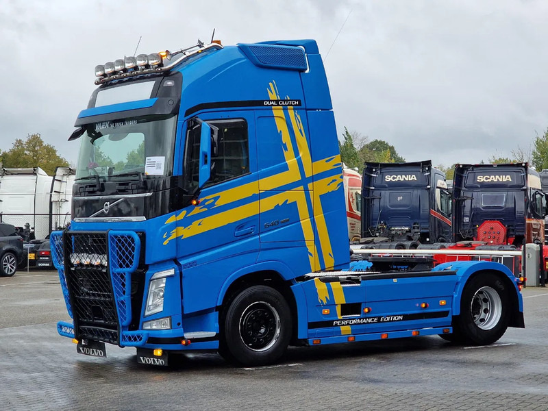 Volvo FH 13.540 Globetrotter XL 4x2 - Performance edition - I parkcool - Full air - Bull bar - Tegljač: slika 3 Volvo FH 13.540 Globetrotter XL 4x2 - Performance edition - I parkcool - Full air - Bull bar - Tegljač: slika 3