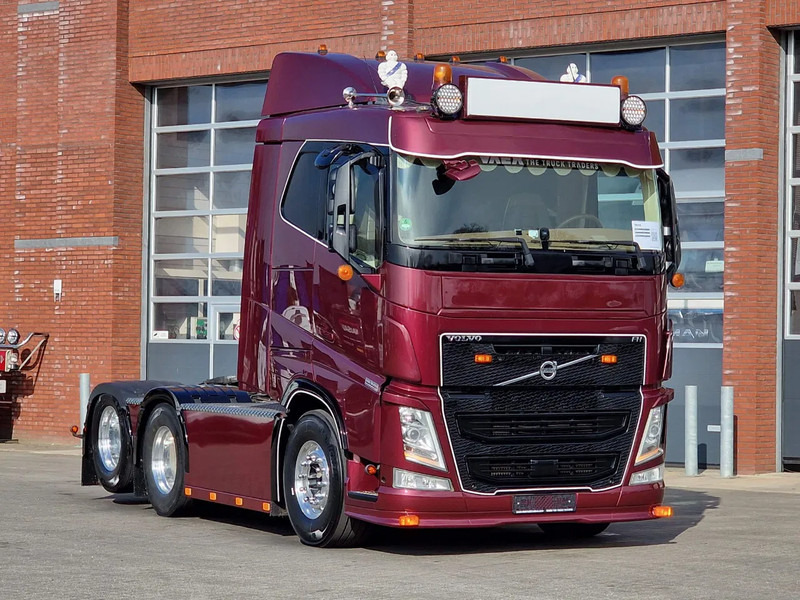 Volvo FH 13.540 Lowroof 6x2 - Show truck - Custom interior - Full air suspension - I parkcool - VEB+ - Tegljač: slika 1 Volvo FH 13.540 Lowroof 6x2 - Show truck - Custom interior - Full air suspension - I parkcool - VEB+ - Tegljač: slika 1