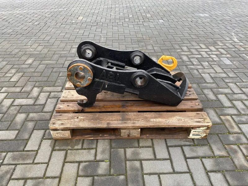 ABL QUICK COUPLER | SNELWISSEL | SCHNELLWECHSLER | CATERPILLAR - Brza spojnica: slika 5 ABL QUICK COUPLER | SNELWISSEL | SCHNELLWECHSLER | CATERPILLAR - Brza spojnica: slika 5