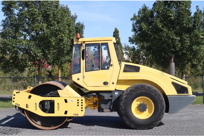 Bomag BW213 D-4 | LOW HOURS! | EVIB | GOOD CONDITION - Valjak: slika 1 Bomag BW213 D-4 | LOW HOURS! | EVIB | GOOD CONDITION - Valjak: slika 1