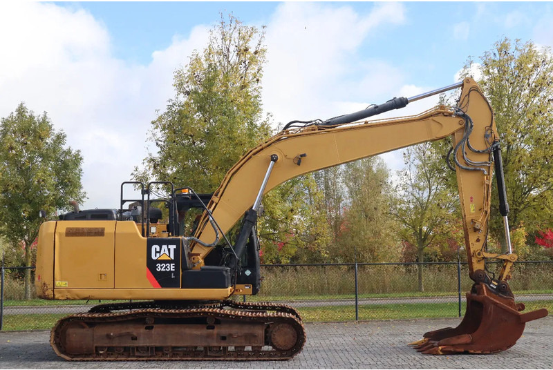 Caterpillar 323EL | 323 EL | BUCKET | QUICK COUPLER - Bager guseničar: slika 4 Caterpillar 323EL | 323 EL | BUCKET | QUICK COUPLER - Bager guseničar: slika 4