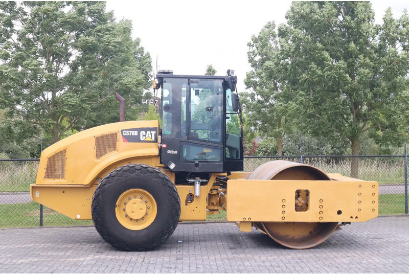 Caterpillar CS78B | TRIMBLE GPS | GOOD CONDITION - Valjak: slika 4 Caterpillar CS78B | TRIMBLE GPS | GOOD CONDITION - Valjak: slika 4