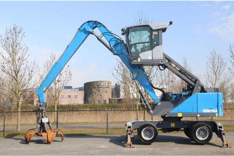 Fuchs MHL 320 | PEEL GRAB | UMSCHLAG | GOOD TIRES - Bager za obradu otpada/ Industrije: slika 1 Fuchs MHL 320 | PEEL GRAB | UMSCHLAG | GOOD TIRES - Bager za obradu otpada/ Industrije: slika 1