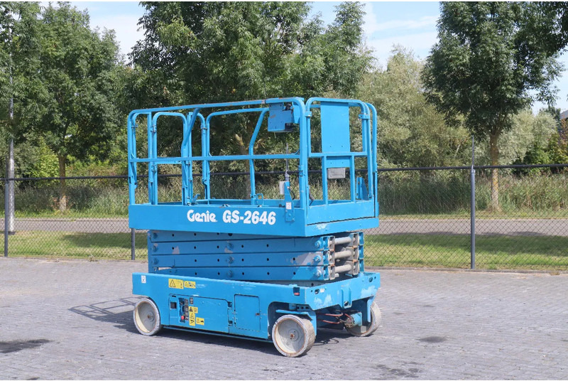 Genie GS-2646 | 10 METER | 454 KG - Lift u obliku makaza: slika 2 Genie GS-2646 | 10 METER | 454 KG - Lift u obliku makaza: slika 2