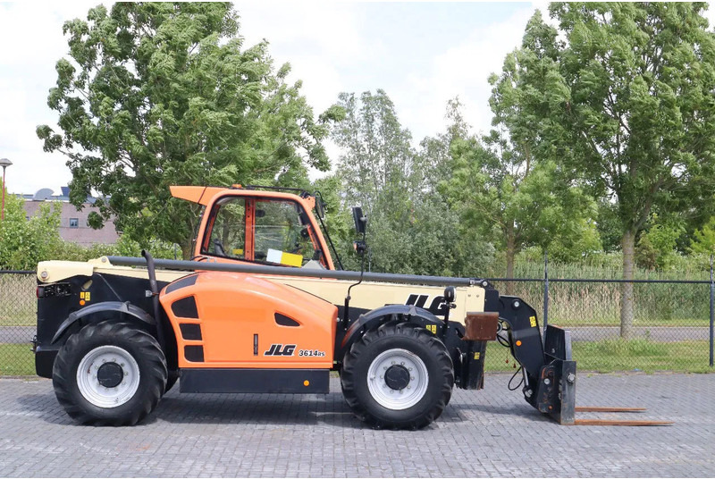 JLG 3614 RS | HYDR. FORKS | BUCKET | LOW HOURS - Teleskopski upravljač: slika 4 JLG 3614 RS | HYDR. FORKS | BUCKET | LOW HOURS - Teleskopski upravljač: slika 4