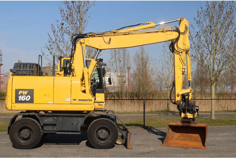 Komatsu PW160-11 | ENGCON TILTROTATOR | BUCKET | TRAILER HYDR. - Bager točkaš: slika 4 Komatsu PW160-11 | ENGCON TILTROTATOR | BUCKET | TRAILER HYDR. - Bager točkaš: slika 4