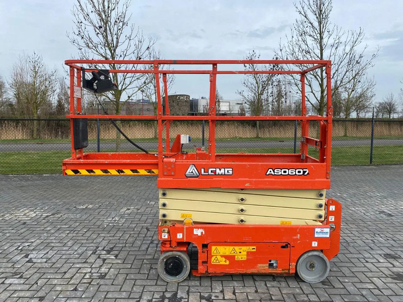 LGMG AS0607E | 7.8 METER | 230 KG | GS-1932 | ES 1932 - Lift u obliku makaza: slika 4 LGMG AS0607E | 7.8 METER | 230 KG | GS-1932 | ES 1932 - Lift u obliku makaza: slika 4