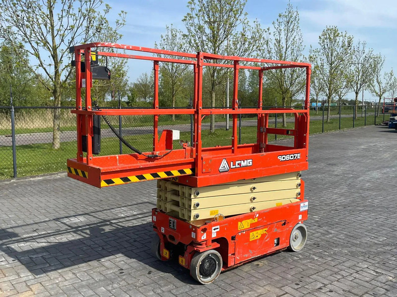 LGMG AS0607E | 7.8 METER | 230 KG | GS-1932 | ES 1932 - Lift u obliku makaza: slika 5 LGMG AS0607E | 7.8 METER | 230 KG | GS-1932 | ES 1932 - Lift u obliku makaza: slika 5