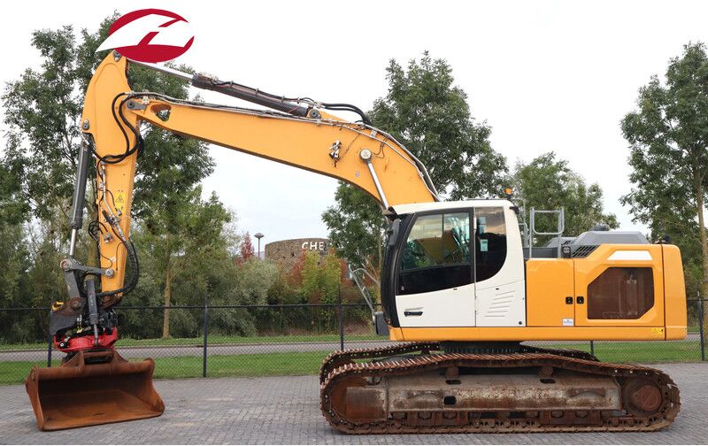 Liebherr R924 WLC | ROTOTILT R8 | BUCKET | - Bager guseničar: slika 1 Liebherr R924 WLC | ROTOTILT R8 | BUCKET | - Bager guseničar: slika 1