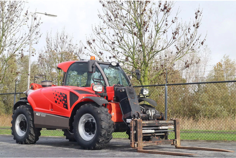 Manitou MLT 625-75 | HYDR. FORKS | AIRCO - Teleskopski upravljač: slika 5 Manitou MLT 625-75 | HYDR. FORKS | AIRCO - Teleskopski upravljač: slika 5