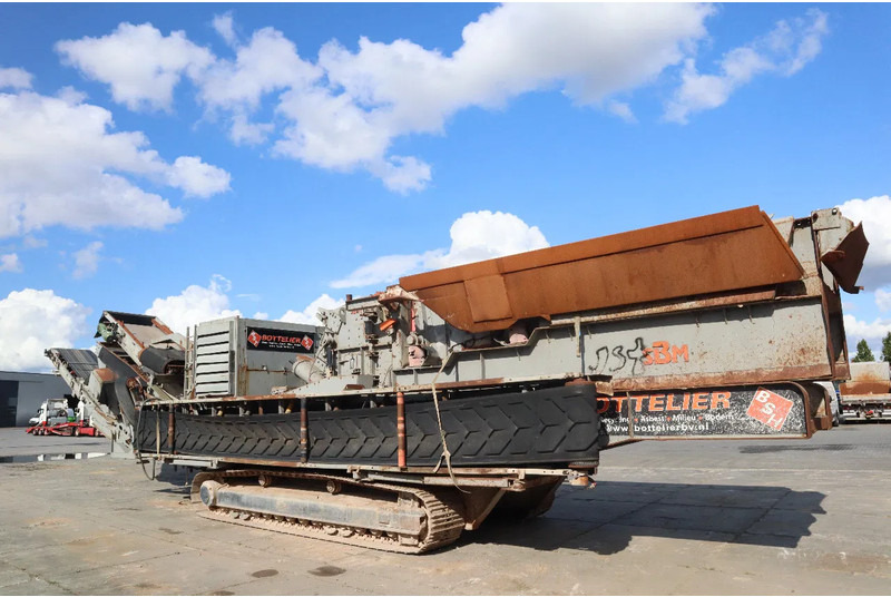 SBM REMAX 1218 E/D | REMOTE | CRUSHER | INCL. PARTS CONTAINER - Mobilna drobilica: slika 1 SBM REMAX 1218 E/D | REMOTE | CRUSHER | INCL. PARTS CONTAINER - Mobilna drobilica: slika 1