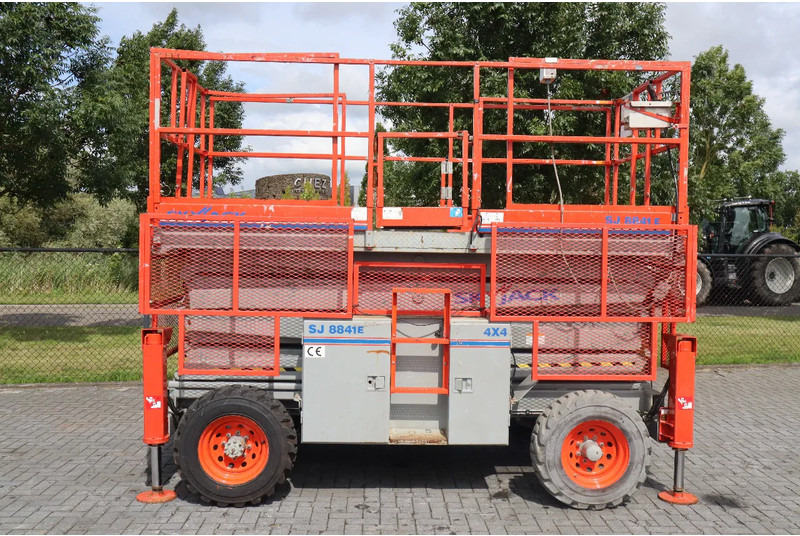 Skyjack SJ8841 E | 14.5 METER | 681 KG - Lift u obliku makaza: slika 4 Skyjack SJ8841 E | 14.5 METER | 681 KG - Lift u obliku makaza: slika 4