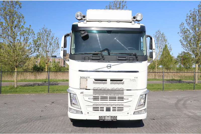 Volvo FH 13.540 6X4 | TANDEM LIFT | RETARDER | BIG AXLES | HYDR. | EURO 6 - Tegljač: slika 2 Volvo FH 13.540 6X4 | TANDEM LIFT | RETARDER | BIG AXLES | HYDR. | EURO 6 - Tegljač: slika 2