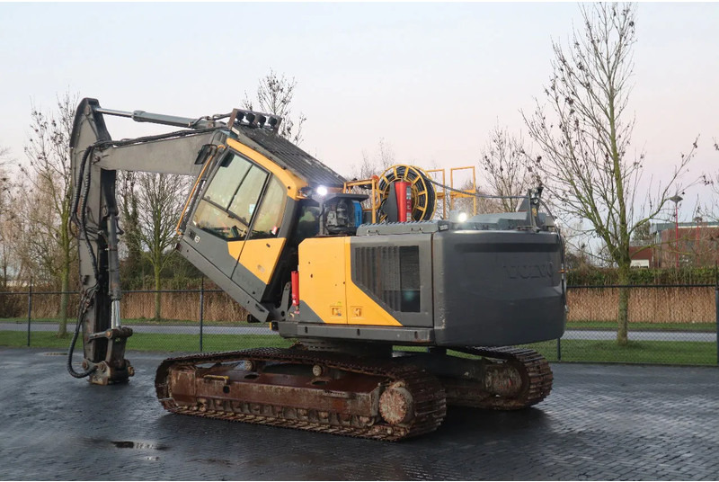 Volvo EC 250 EL | OILQUICK | DYNASET | TILT CABIN - Bager guseničar: slika 3 Volvo EC 250 EL | OILQUICK | DYNASET | TILT CABIN - Bager guseničar: slika 3