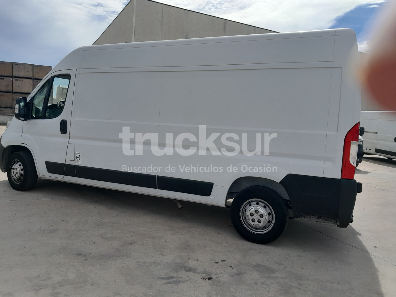 CITROEN 120.35 L3H2 12M3 - Dostavno vozilo sa zatvorenim sandukom: slika 3 CITROEN 120.35 L3H2 12M3 - Dostavno vozilo sa zatvorenim sandukom: slika 3