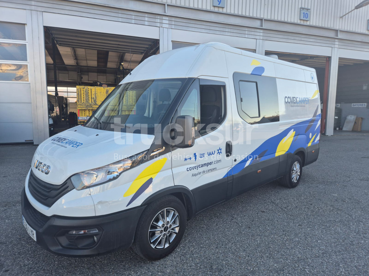 IVECO 35S16 CAMPER - Dostavno vozilo sa zatvorenim sandukom: slika 2 IVECO 35S16 CAMPER - Dostavno vozilo sa zatvorenim sandukom: slika 2