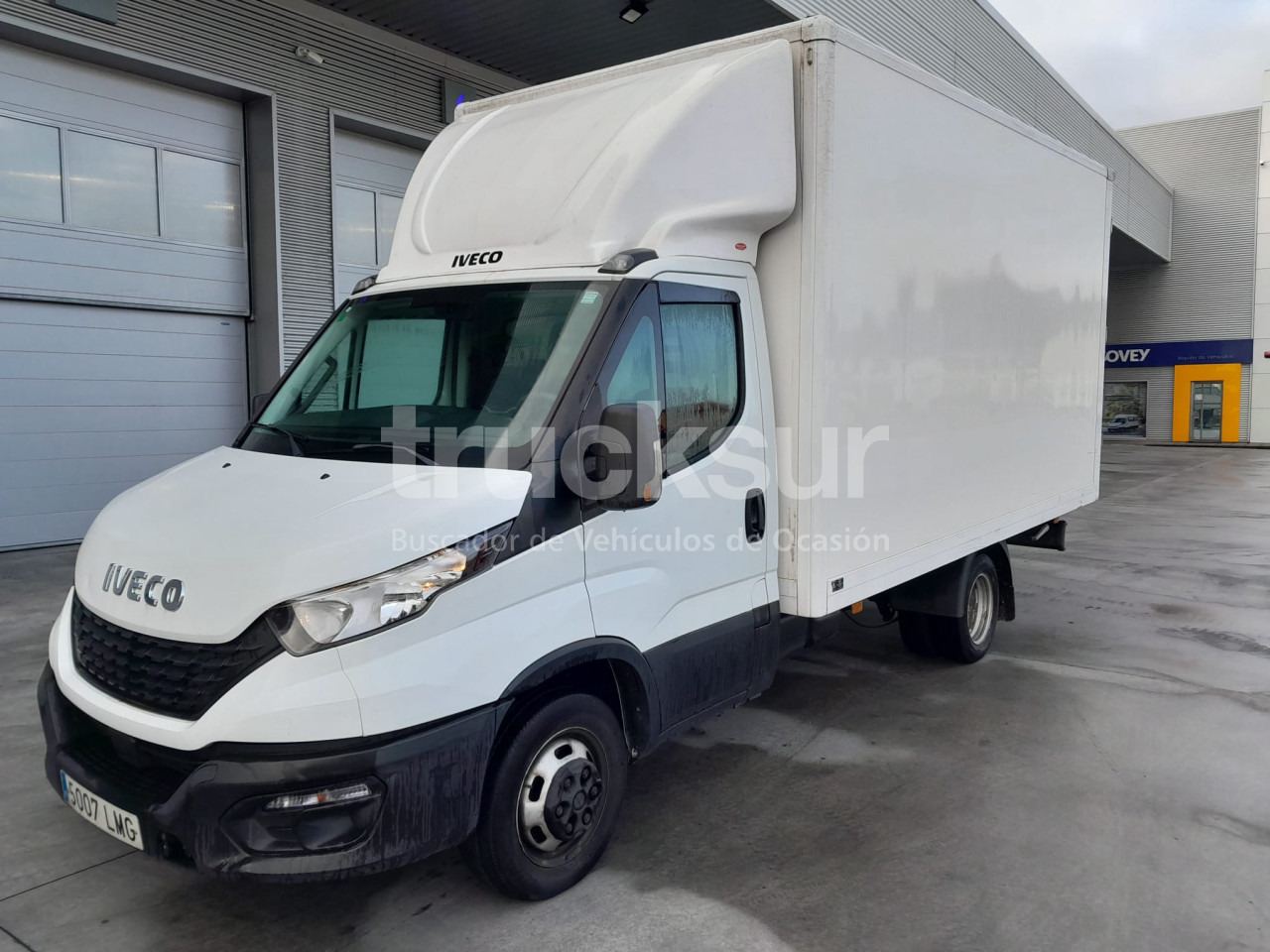 IVECO DAILY 35C16H - Dostavno vozilo sa zatvorenim sandukom: slika 1 IVECO DAILY 35C16H - Dostavno vozilo sa zatvorenim sandukom: slika 1