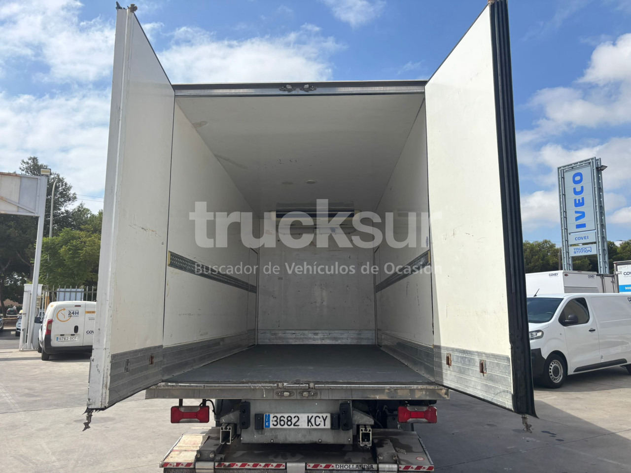 Kamion sa zatvorenim sandukom IVECO DAILY 70C18: slika 7 Kamion sa zatvorenim sandukom IVECO DAILY 70C18: slika 7