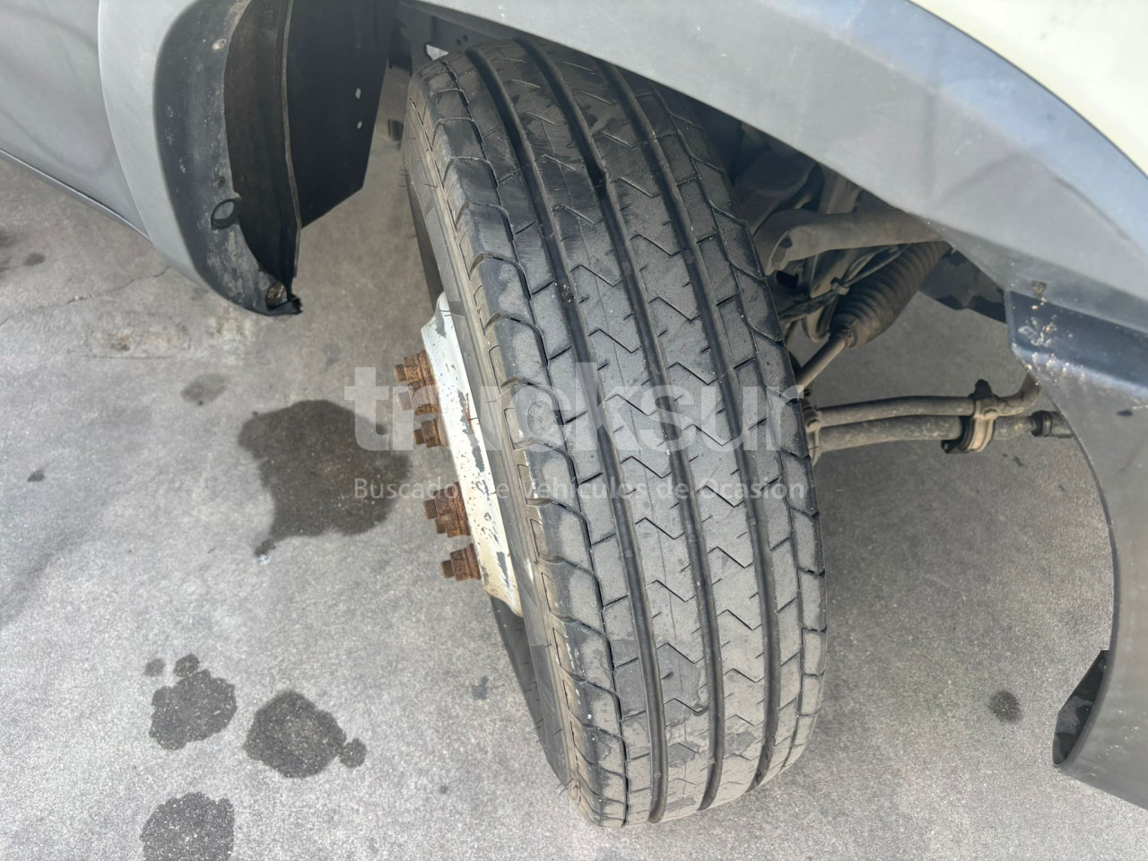 Kamion sa zatvorenim sandukom IVECO DAILY 70C18: slika 16 Kamion sa zatvorenim sandukom IVECO DAILY 70C18: slika 16