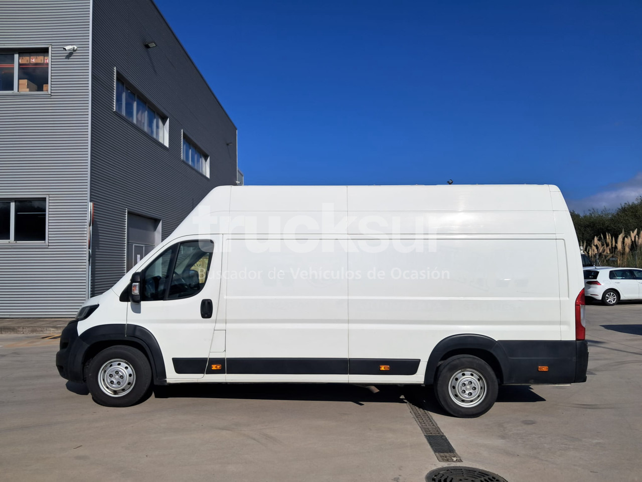 PEUGEOT BOXER 435 L4H3 - Dostavno vozilo sa zatvorenim sandukom: slika 2 PEUGEOT BOXER 435 L4H3 - Dostavno vozilo sa zatvorenim sandukom: slika 2