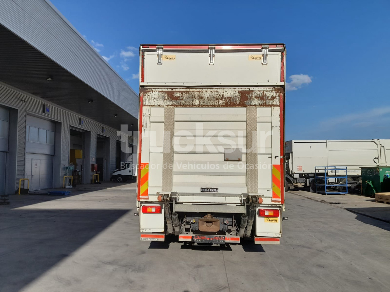 RENAULT D320.26 ejes 6x2*4 - Kamion sa ceradom: slika 5 RENAULT D320.26 ejes 6x2*4 - Kamion sa ceradom: slika 5
