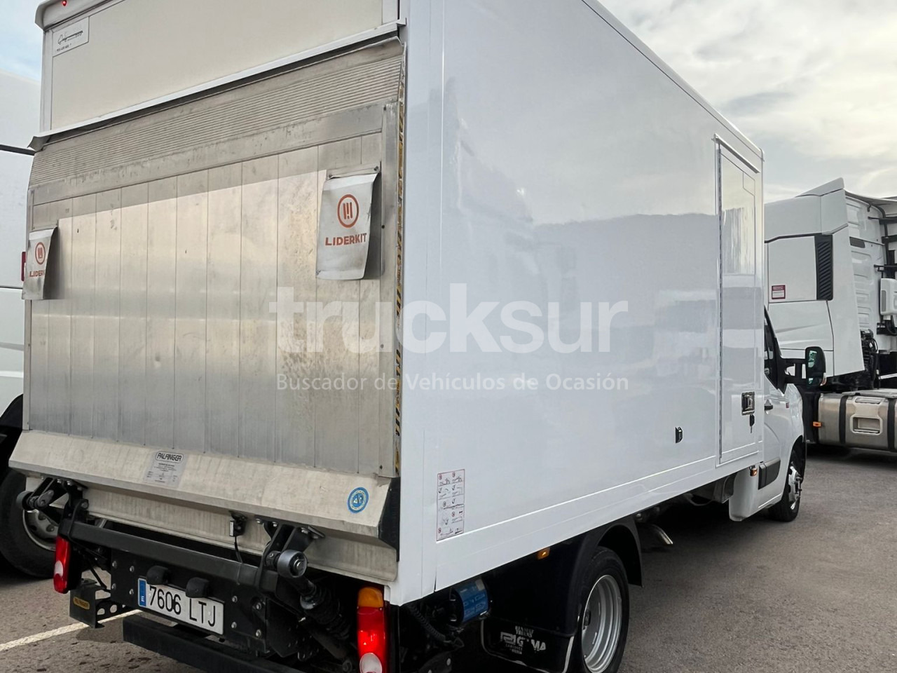 RENAULT MASTER 165.35 GV - Dostavno vozilo sa zatvorenim sandukom: slika 3 RENAULT MASTER 165.35 GV - Dostavno vozilo sa zatvorenim sandukom: slika 3