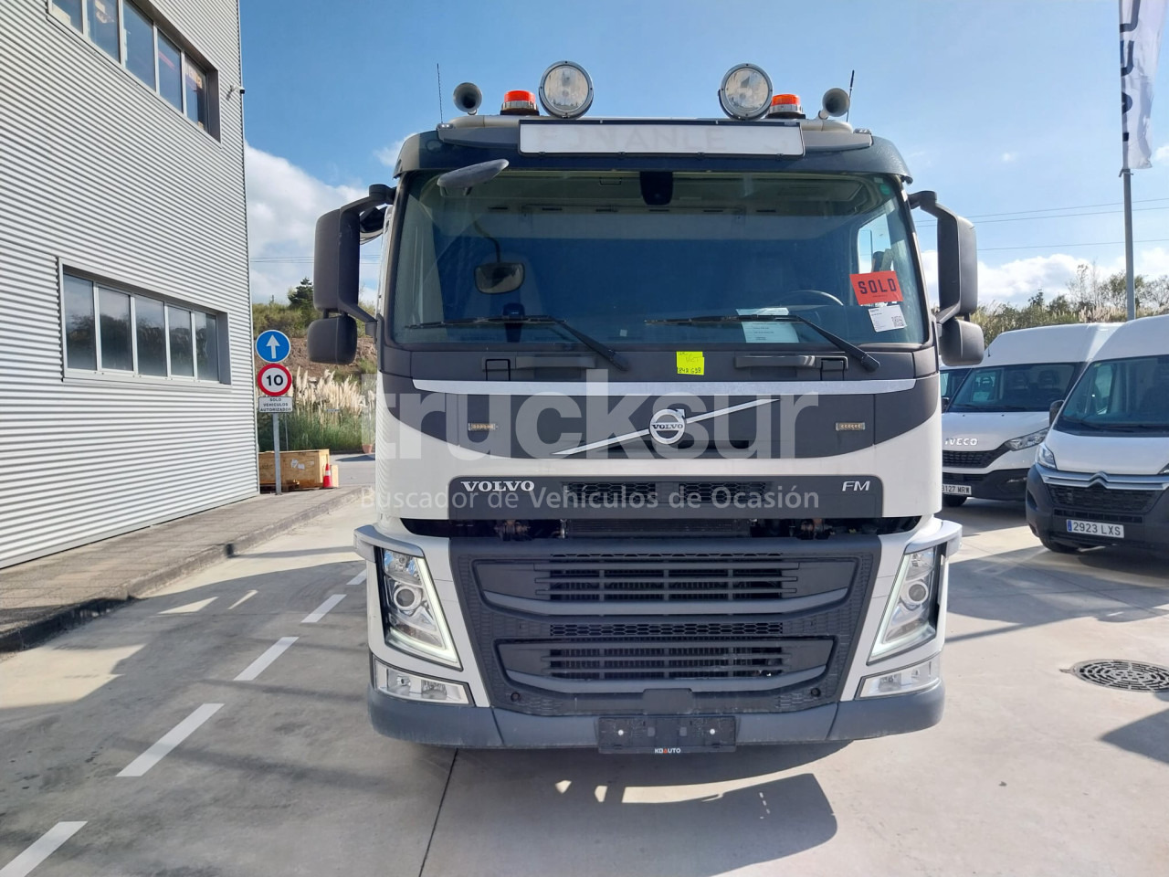 VOLVO FM 330HP - Kamion za utovaranje kontejnera: slika 2 VOLVO FM 330HP - Kamion za utovaranje kontejnera: slika 2