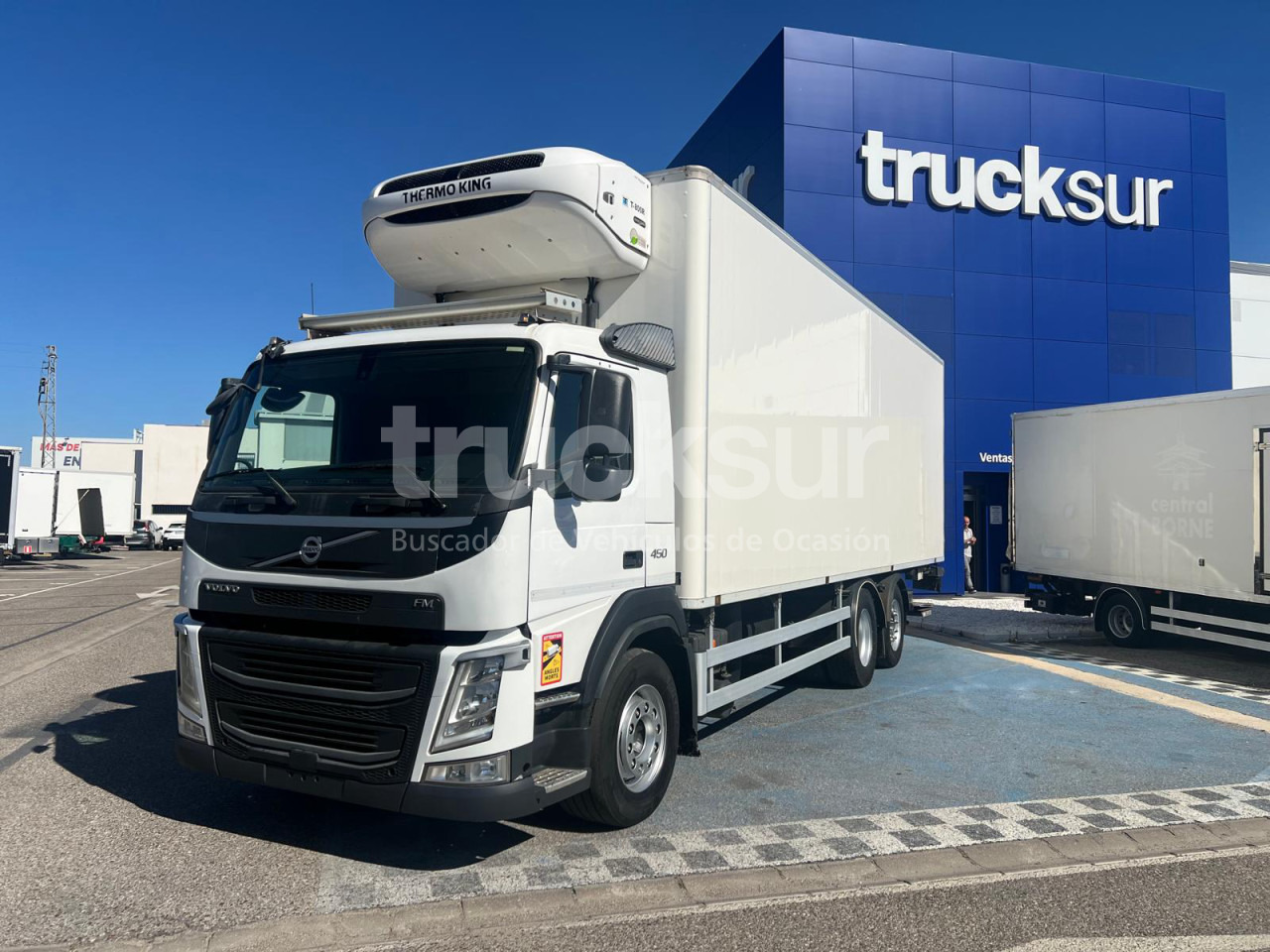 VOLVO FM450 ejes 6x2*4 - Hladnjača: slika 1 VOLVO FM450 ejes 6x2*4 - Hladnjača: slika 1