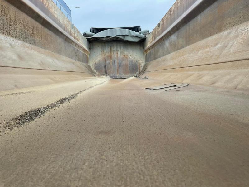 Poluprikolica istovarivača Benalu: slika 10 Poluprikolica istovarivača Benalu: slika 10