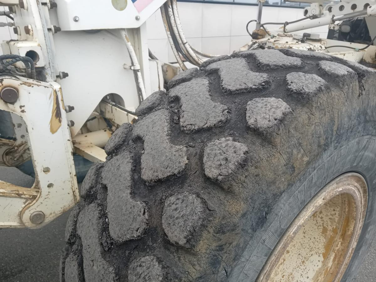 Caterpillar 12H - Grejder: slika 2 Caterpillar 12H - Grejder: slika 2