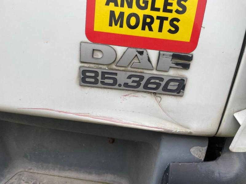 DAF CF 360 - Kamion sa tovarnim sandukom: slika 3 DAF CF 360 - Kamion sa tovarnim sandukom: slika 3