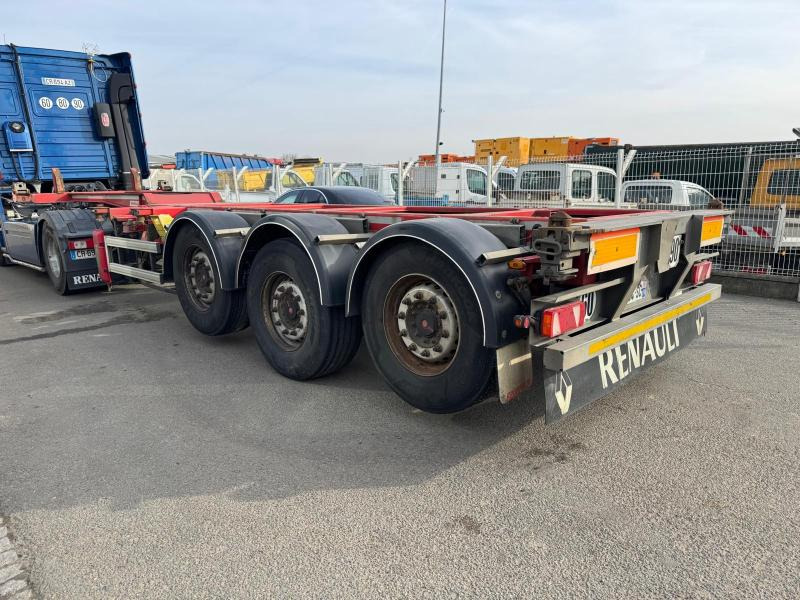 Fruehauf - Poluprikolica za prevoz kontejnera/ Poluprikolica sa promenjivim sandukom: slika 1 Fruehauf - Poluprikolica za prevoz kontejnera/ Poluprikolica sa promenjivim sandukom: slika 1