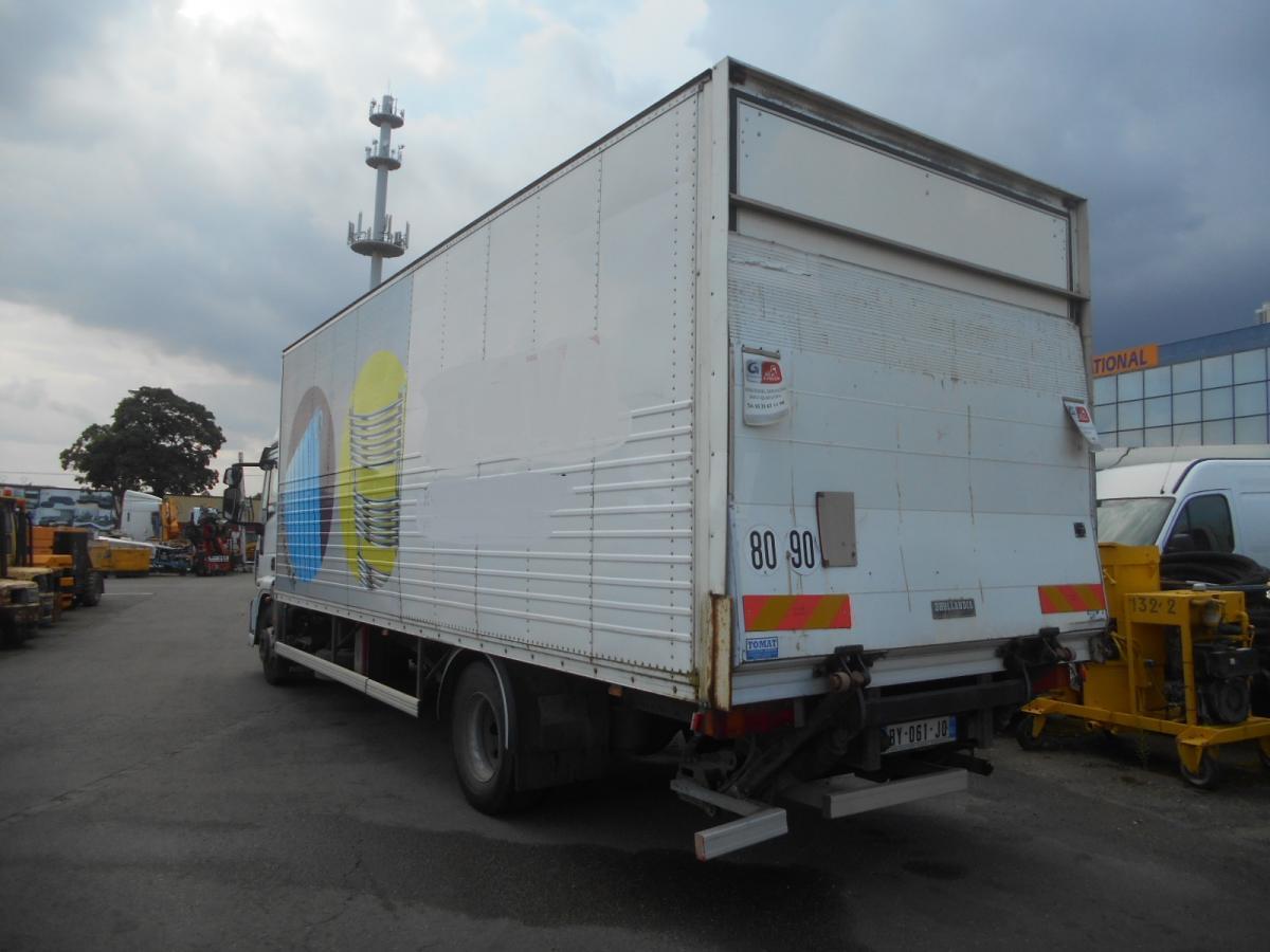 Iveco Eurocargo 140E25 - Kamion sa zatvorenim sandukom: slika 2 Iveco Eurocargo 140E25 - Kamion sa zatvorenim sandukom: slika 2